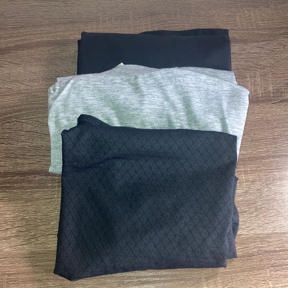 Bundle of 3 Lucy Active Tops Gray & Black 2 Med 1 S